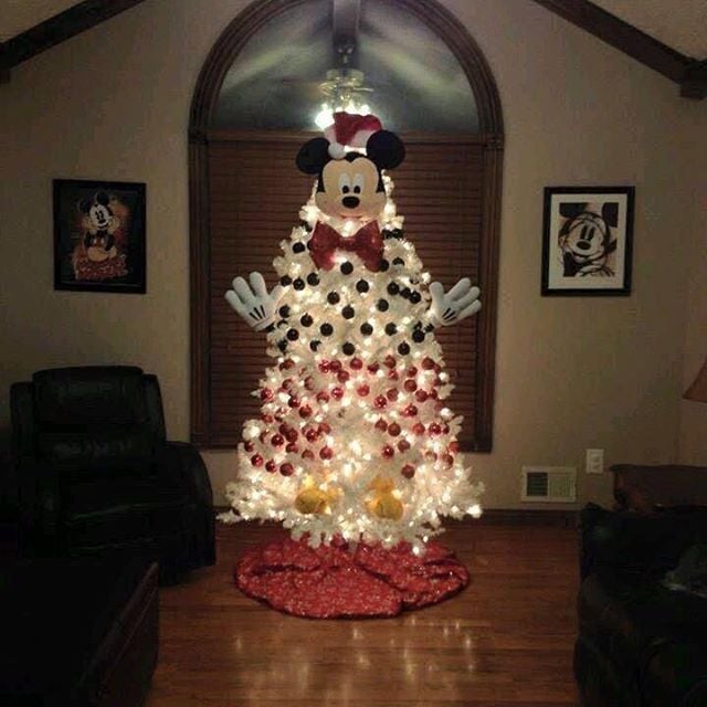 23 Disney Themed Christmas Trees To Get You In The Holiday Spirit